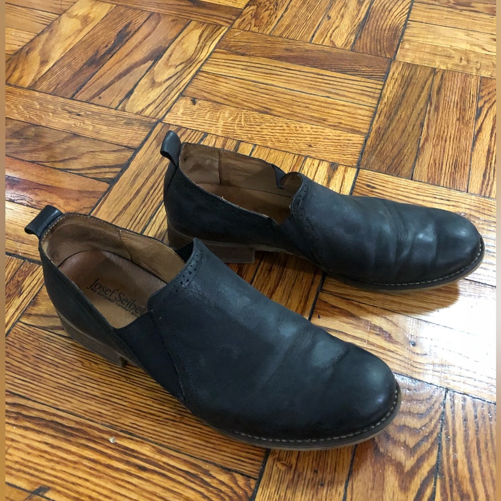 Josef Seibel “Sienna 91” Black Leather Slip-on Casual Shoes Size 11
